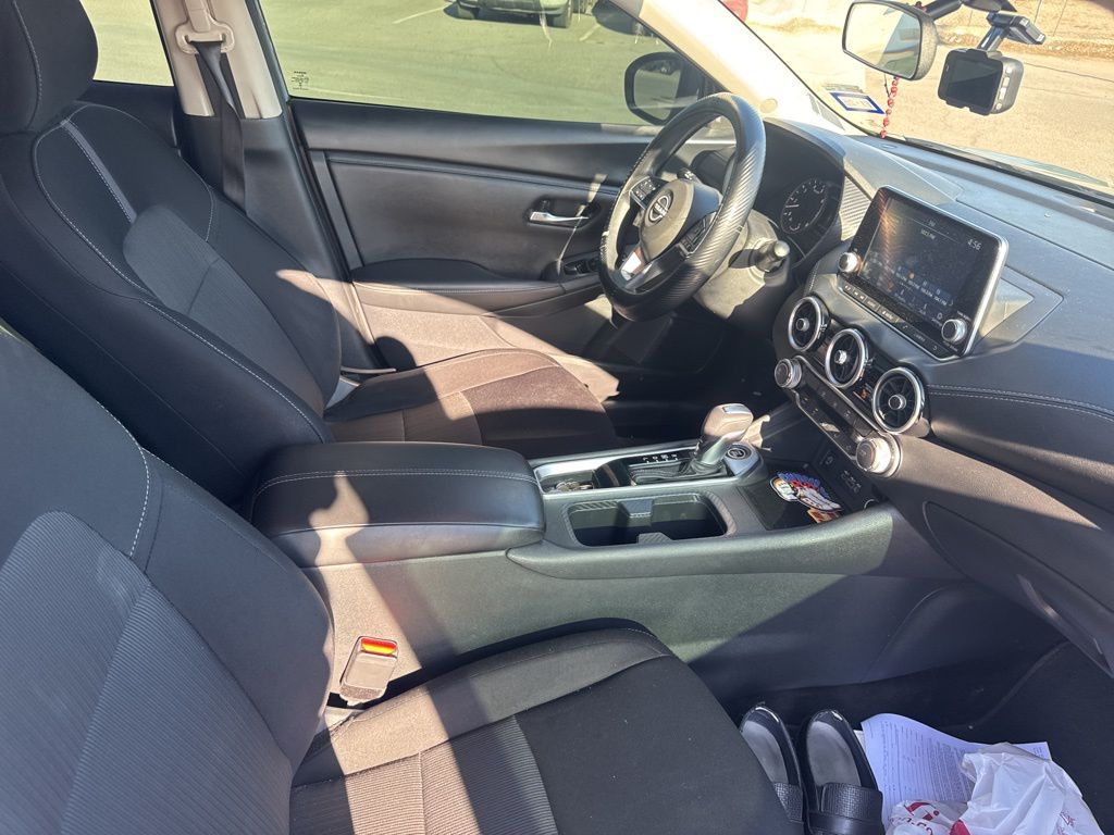2024 Nissan Sentra SV photo 12