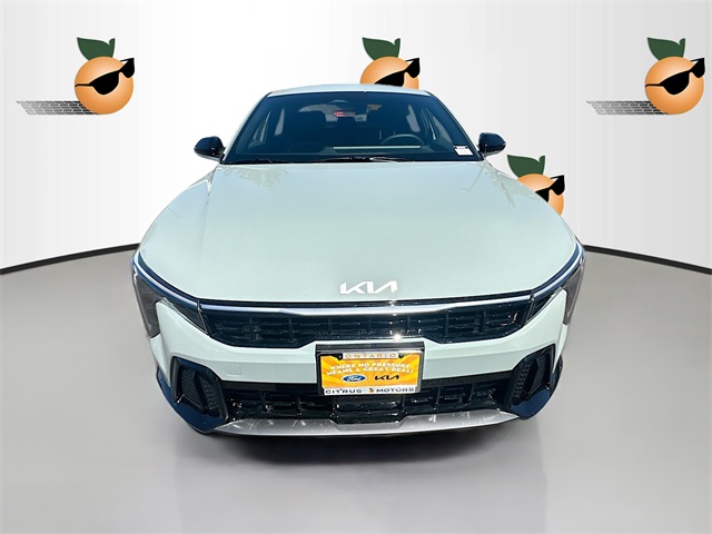2025 Kia K4 GT-Line photo 2
