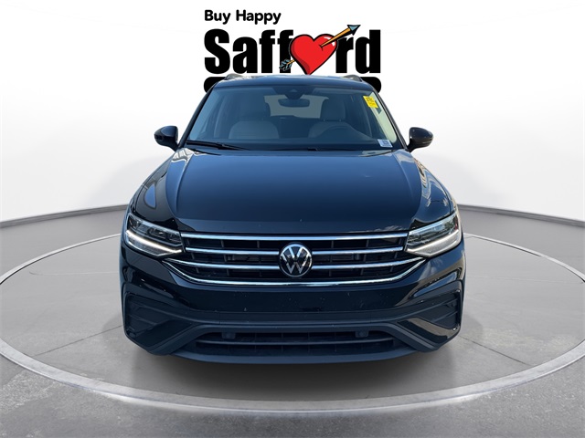 2024 Volkswagen Tiguan S photo 2