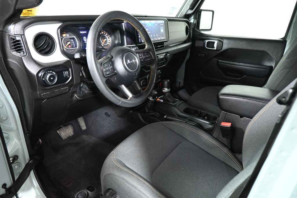 2024 Jeep Wrangler Sport S photo 4