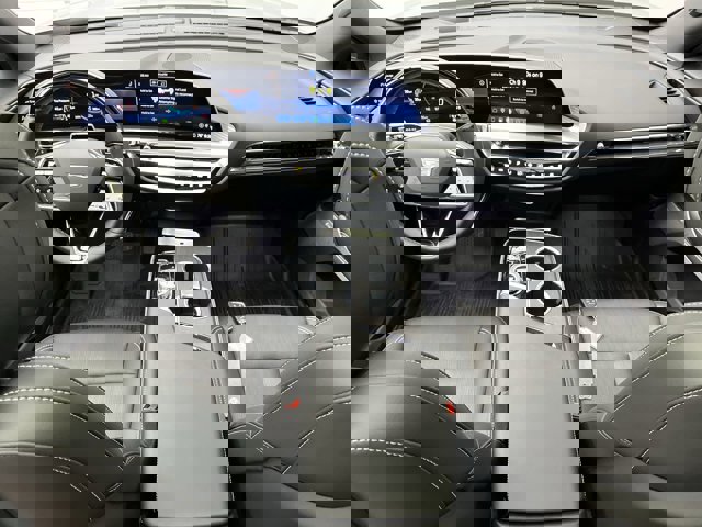 2024 Cadillac Lyriq Luxury photo 4