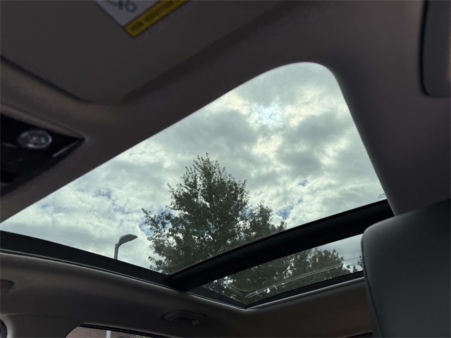 2026 Kia Sportage EX photo 4