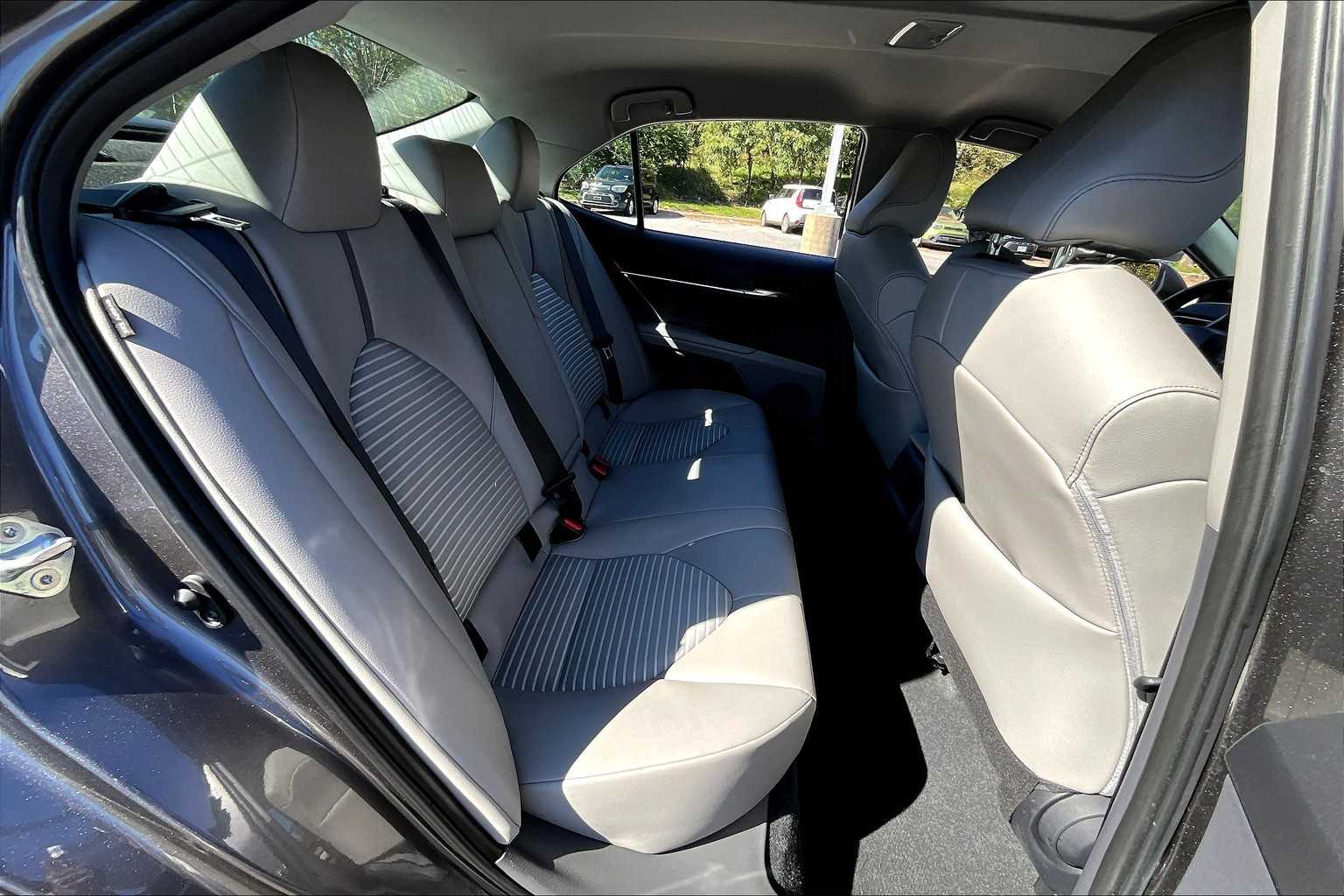 2024 Toyota Camry SE photo 19