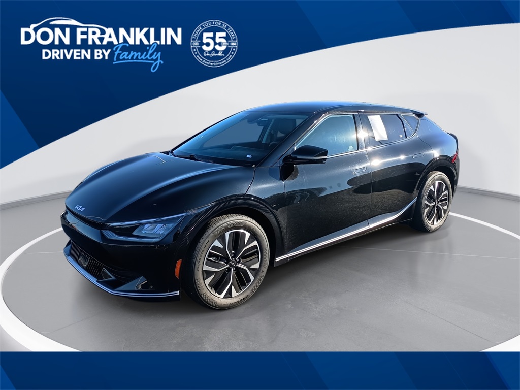 2023 Kia EV6 Wind's photo