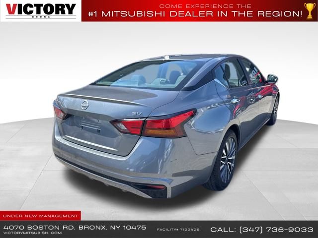 2023 Nissan Altima 2.5 SV photo 4