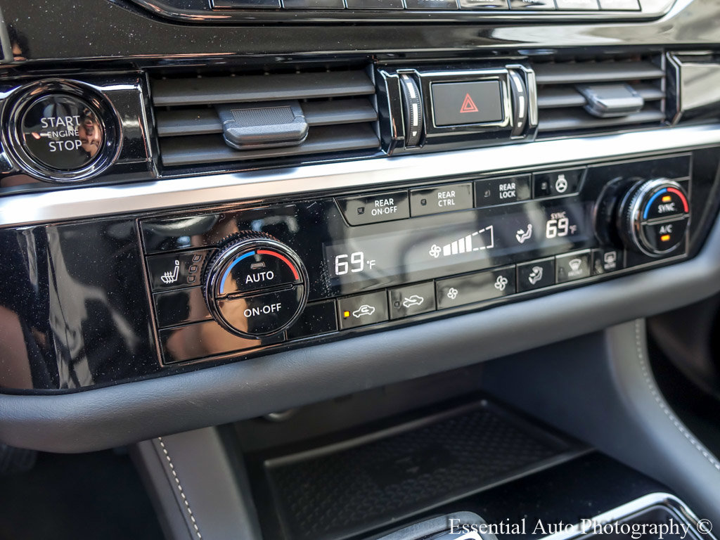 2025 Nissan Pathfinder SL photo 19