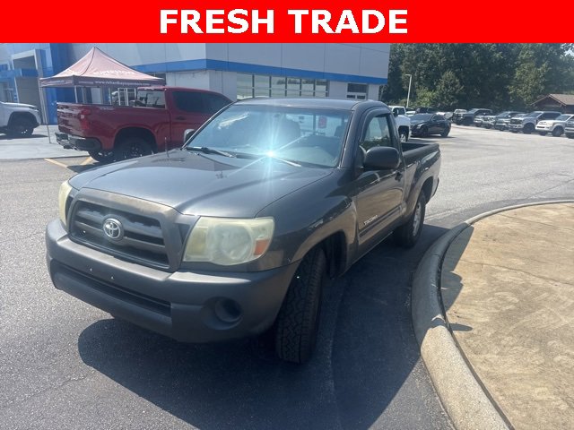 2010 Toyota Tacoma photo 2