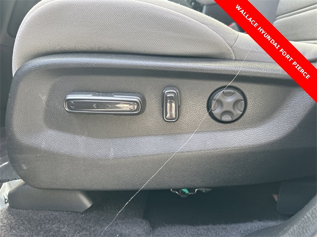 2019 Honda CR-V EX photo 18