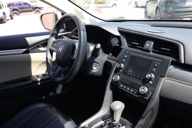 2018 Honda Civic LX photo 17