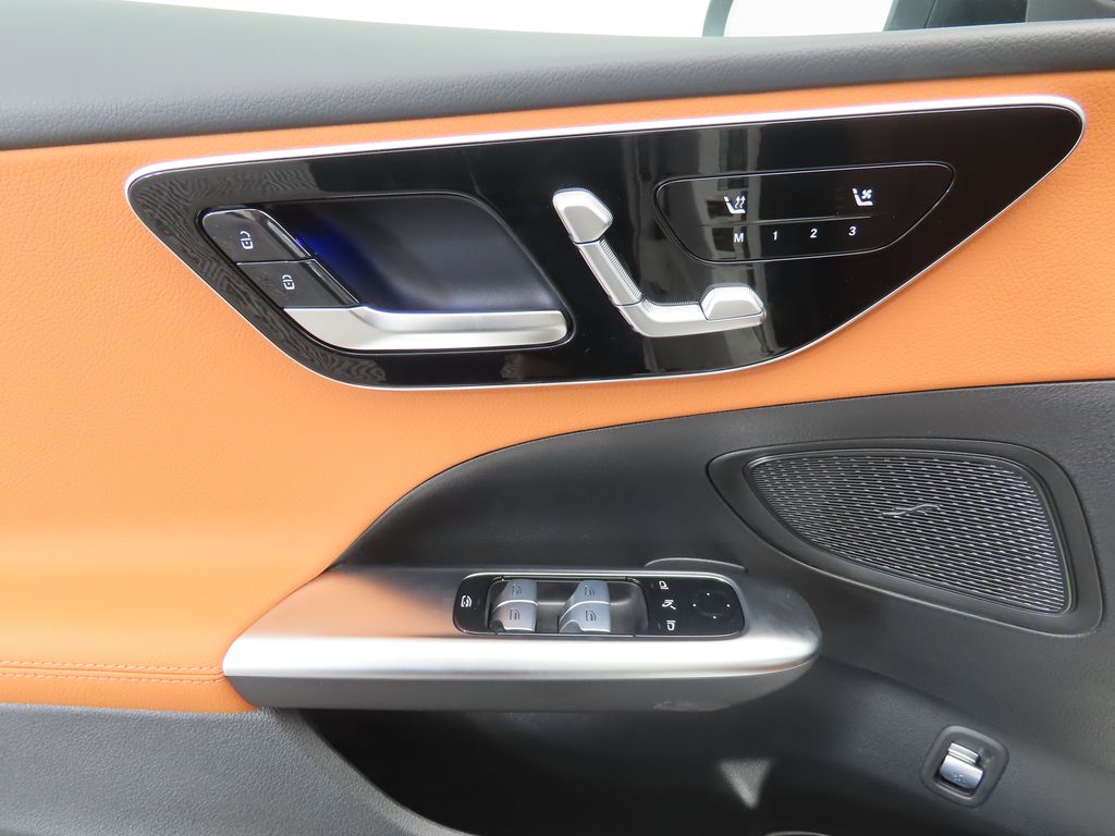 2025 Mercedes Benz C 300 photo 22