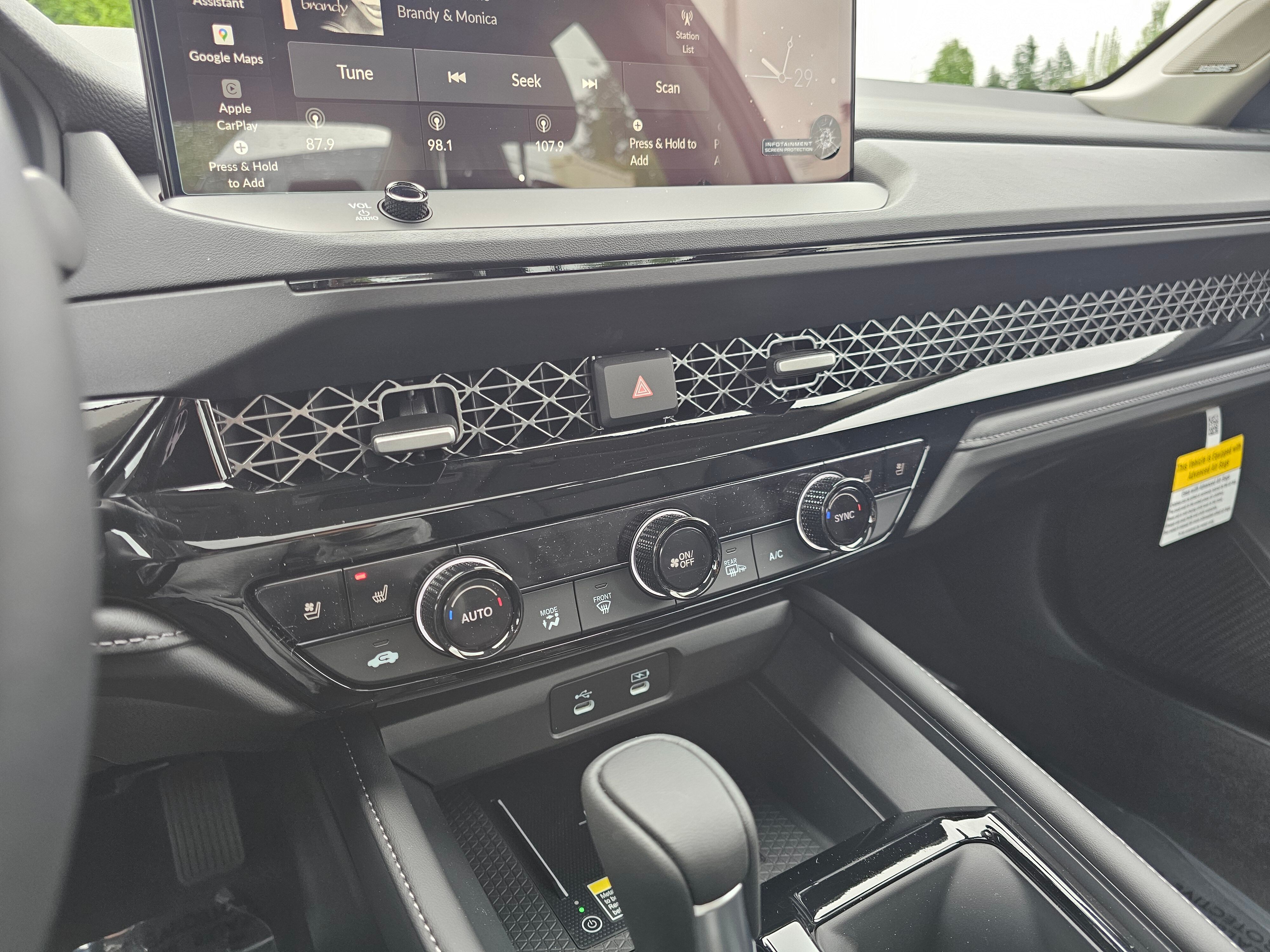 2025 Honda Accord Hybrid Touring photo 12