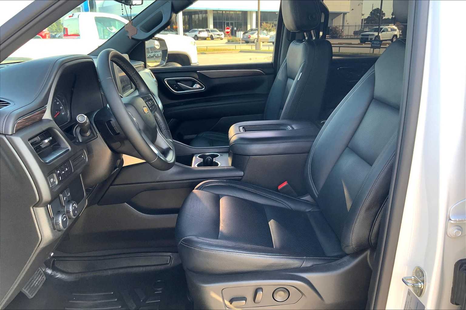 2023 Chevrolet Tahoe LS photo 7