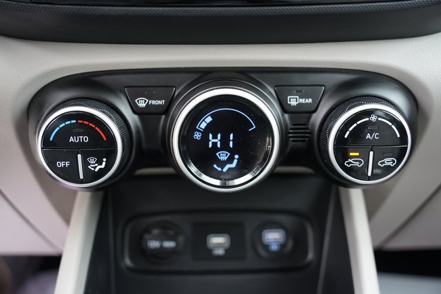 2020 HYUNDAI VENUE - Image 14