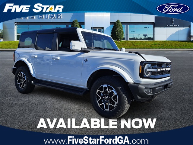 2025 Ford Bronco 4-Door Outer Banks's photo