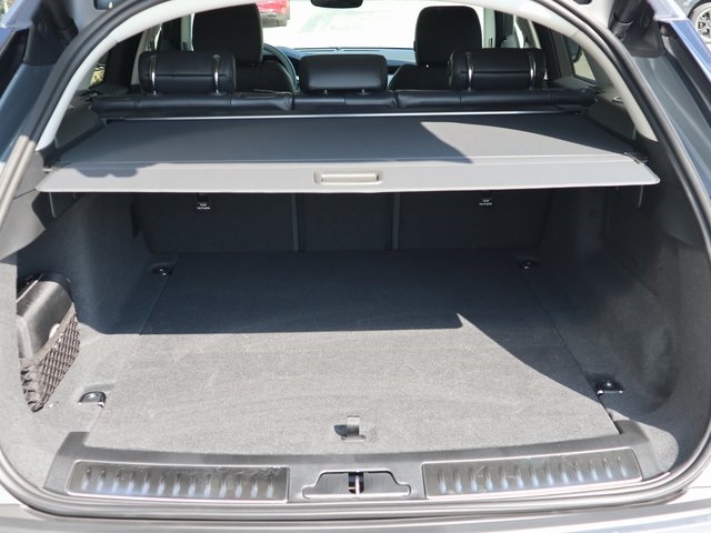 2025 Land Rover Range Rover Velar SE photo 18