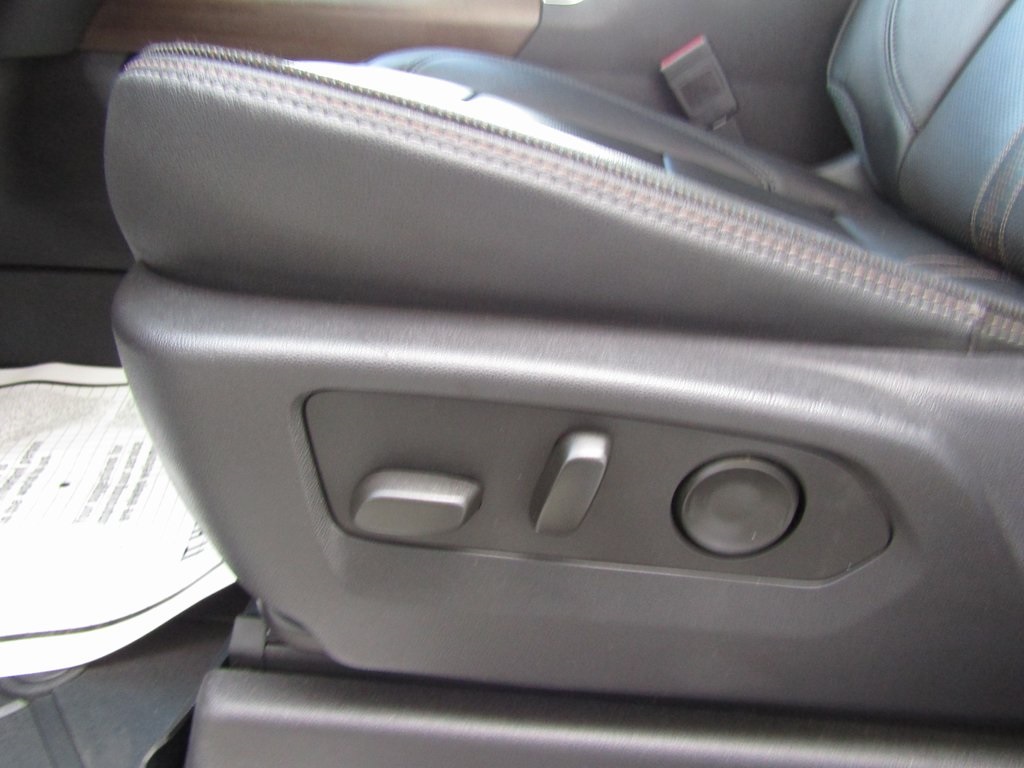 2024 Chevrolet Silverado 1500 High Country photo 15