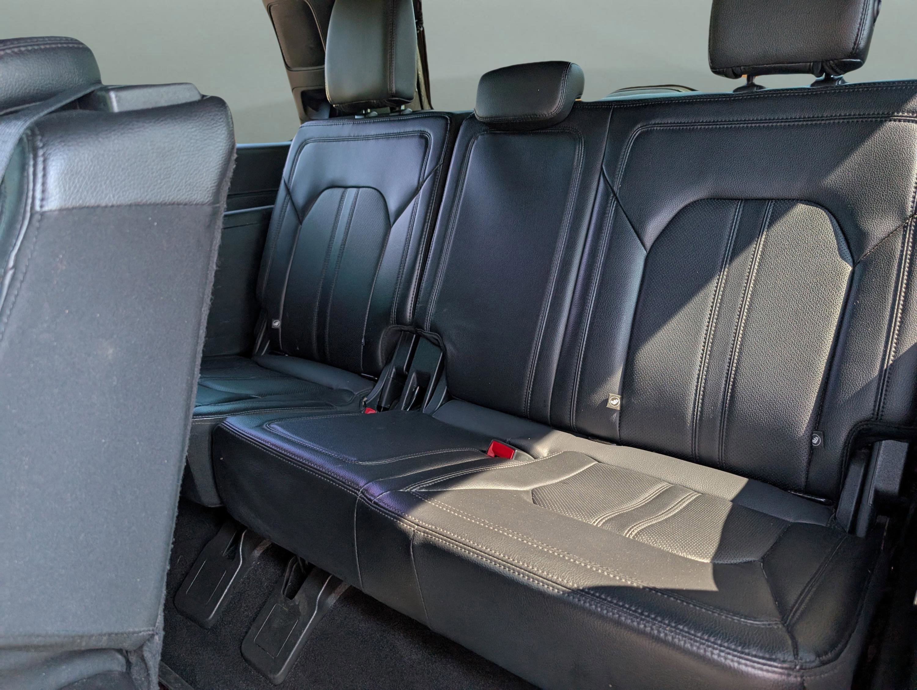 2021 Ford Expedition Limited photo 14