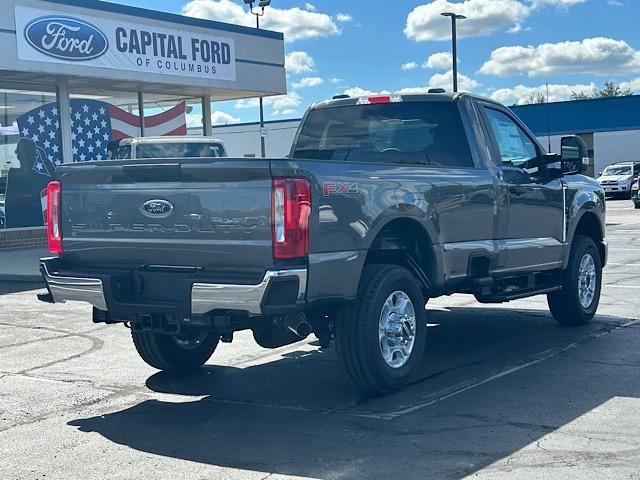 2026 Ford F-350 XLT photo 6