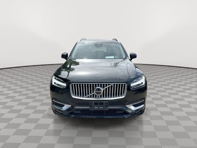2024 Volvo XC90 Plus photo 3