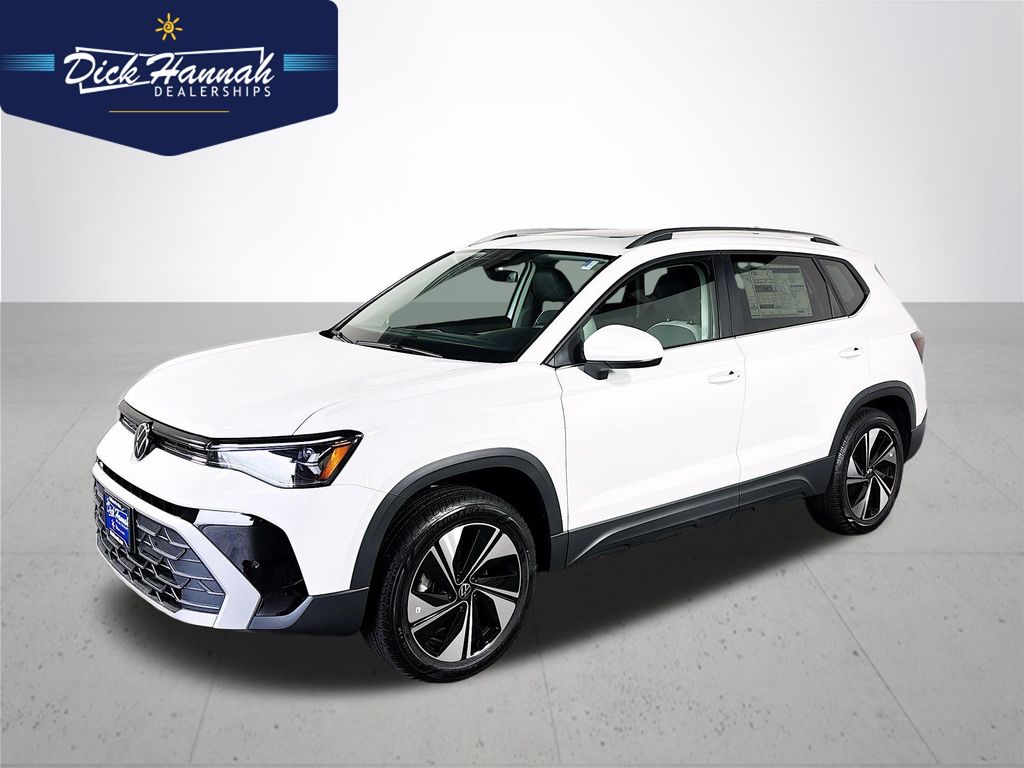 2025 Volkswagen Taos SE's photo