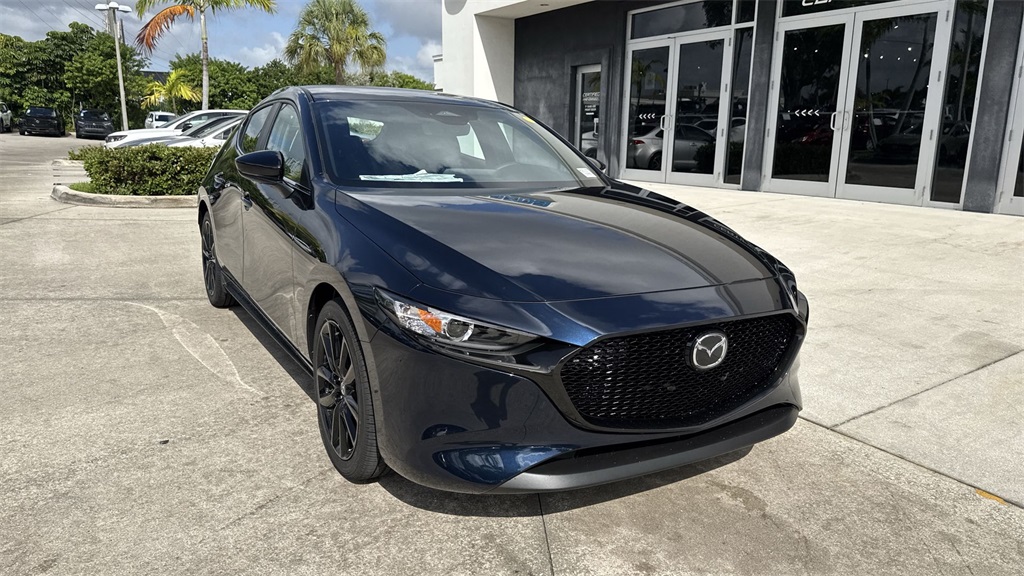 2025 Mazda Mazda3 Hatchback 2.5 Select Sport photo 7