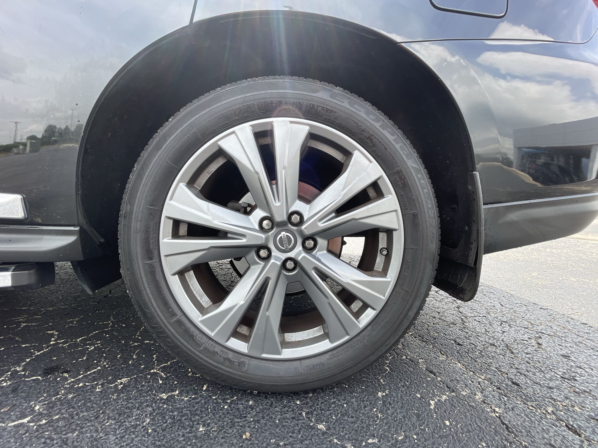 2019 Nissan Pathfinder Platinum photo 64