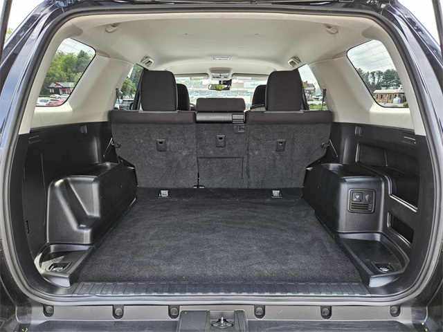 2024 Toyota 4Runner SR5 photo 12