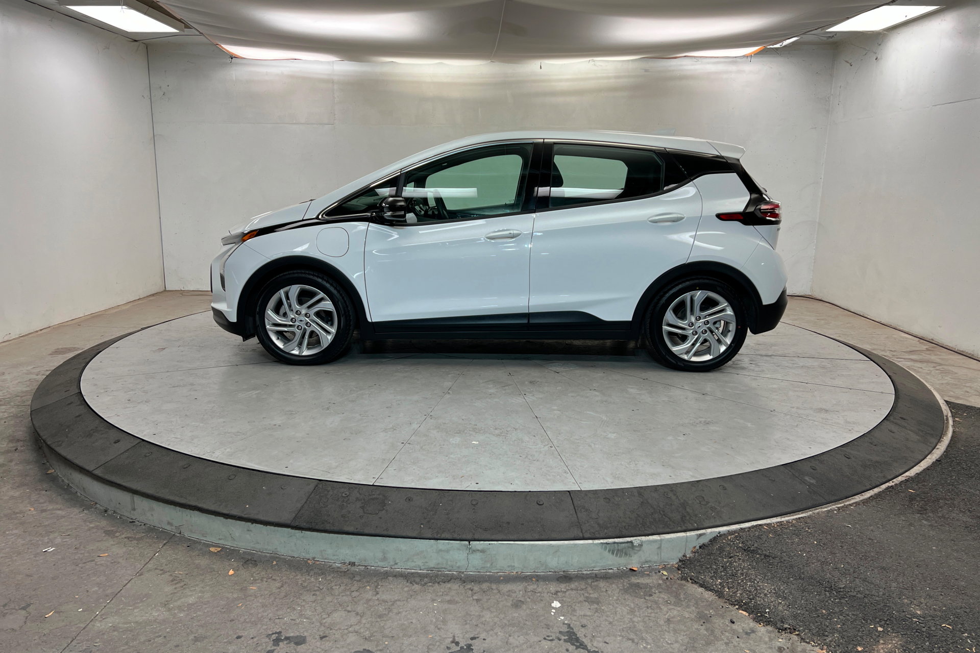 Used 2022 Chevrolet Bolt EV LT with VIN 1G1FW6S09N4124009 for sale in St. George, UT