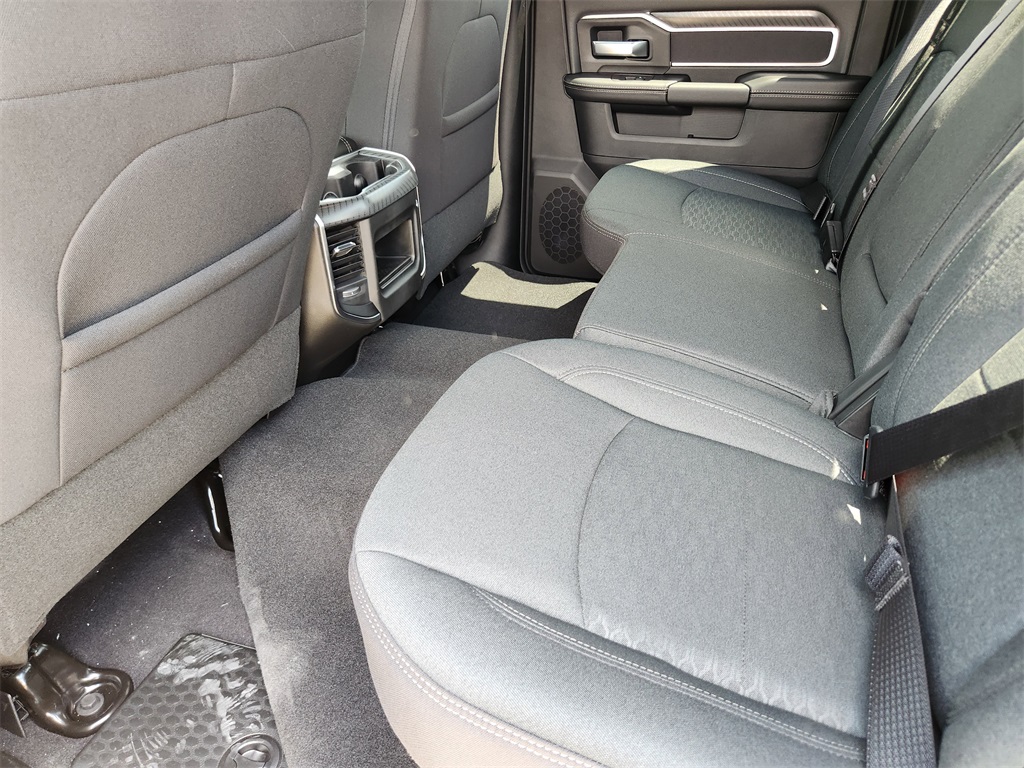2026 Ram 2500 Big Horn photo 18