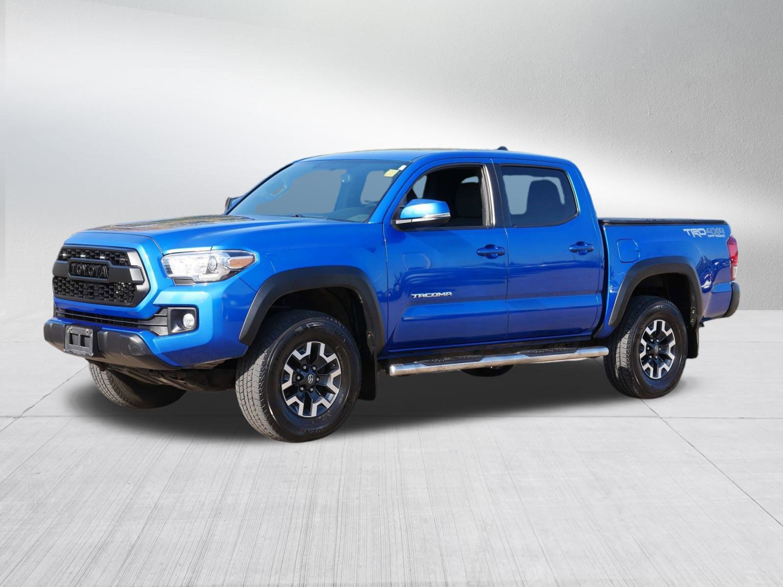 2017 Toyota Tacoma TRD 4x4 photo 3