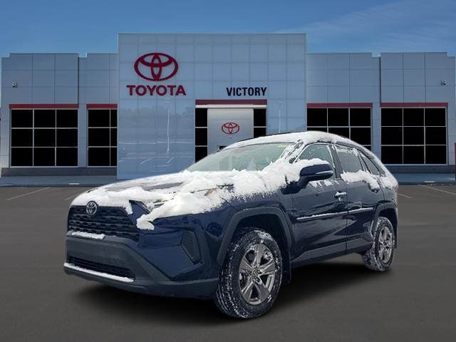 2023 Toyota RAV4 XLE's photo