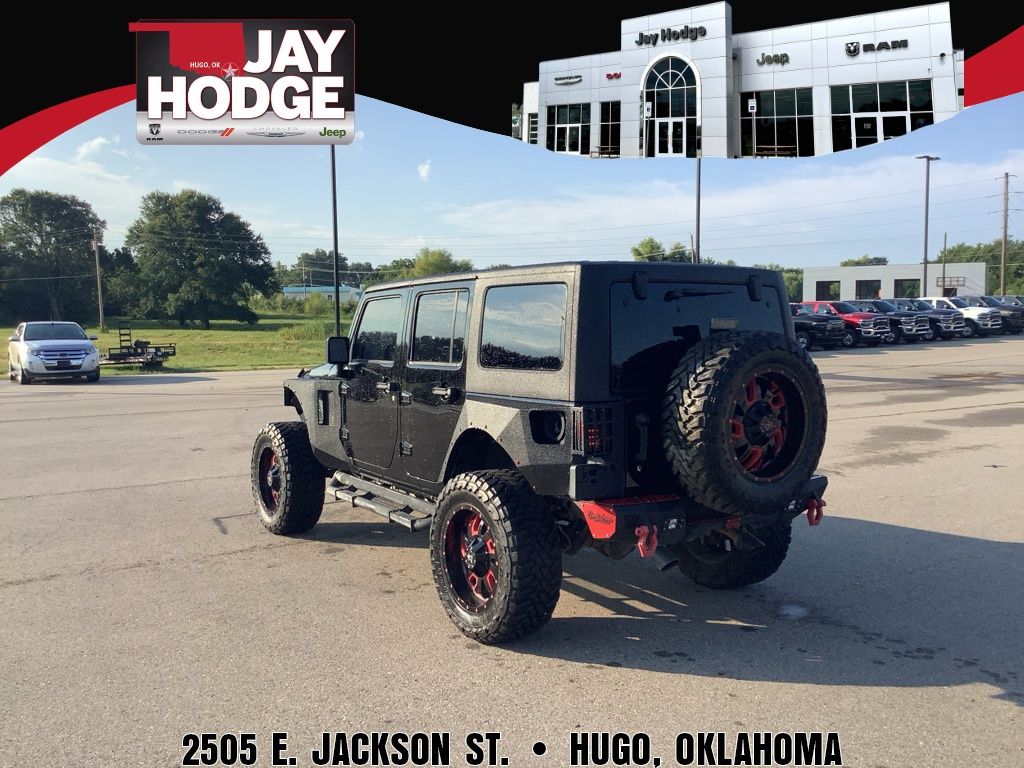 2017 Jeep Wrangler Unlimited Rubicon photo 4