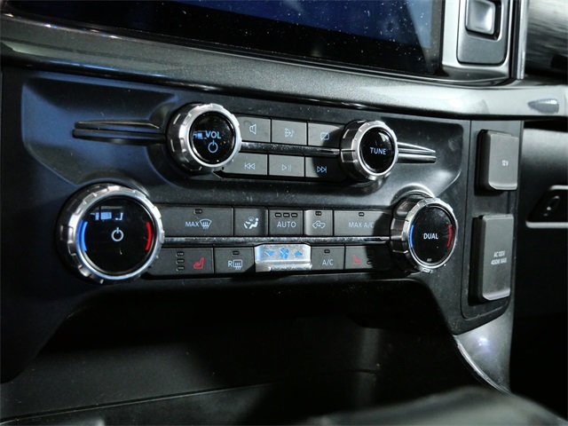 2022 Ford F-150 XLT photo 19