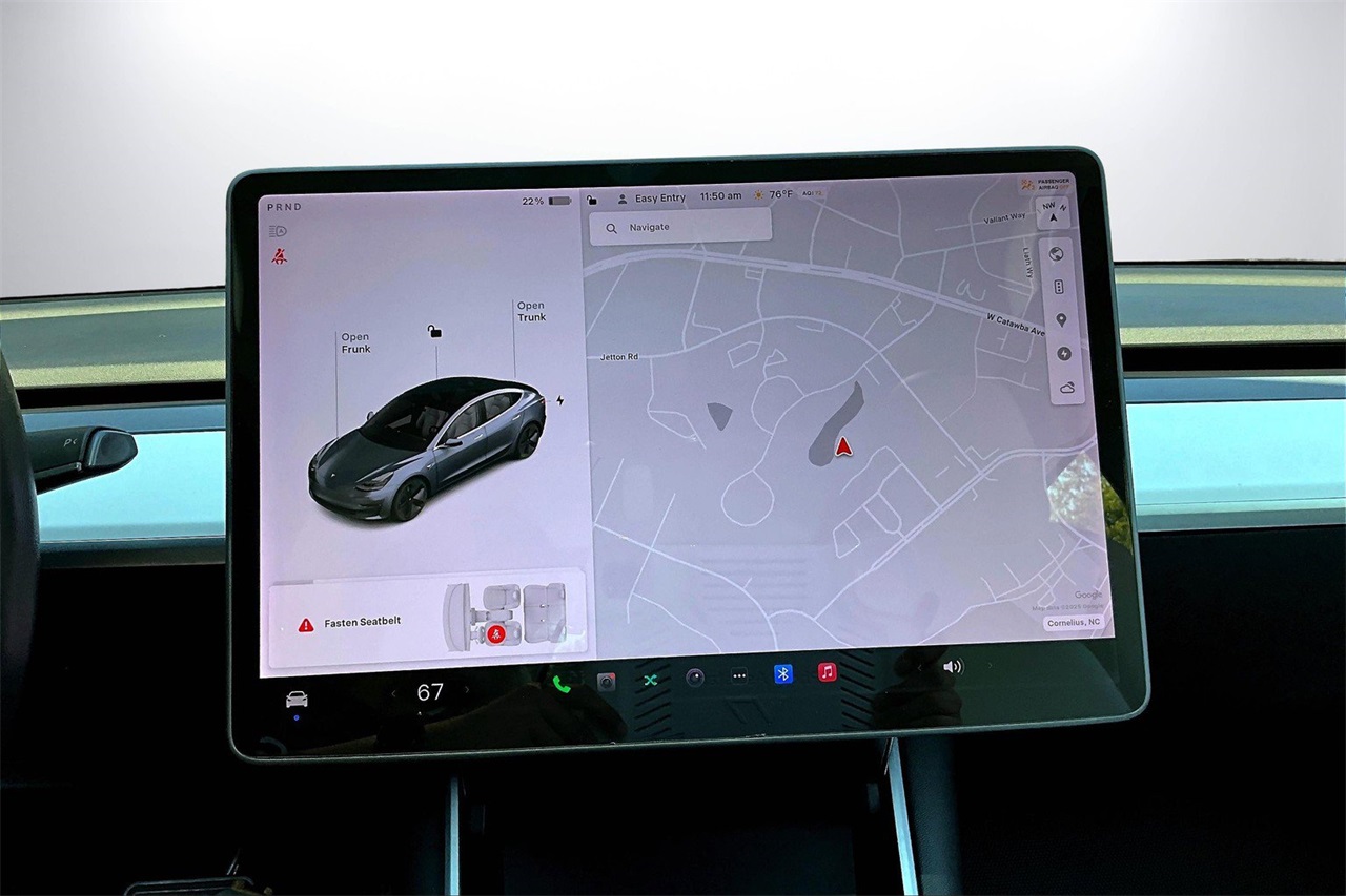 2020 Tesla Model 3 Long Range photo 12