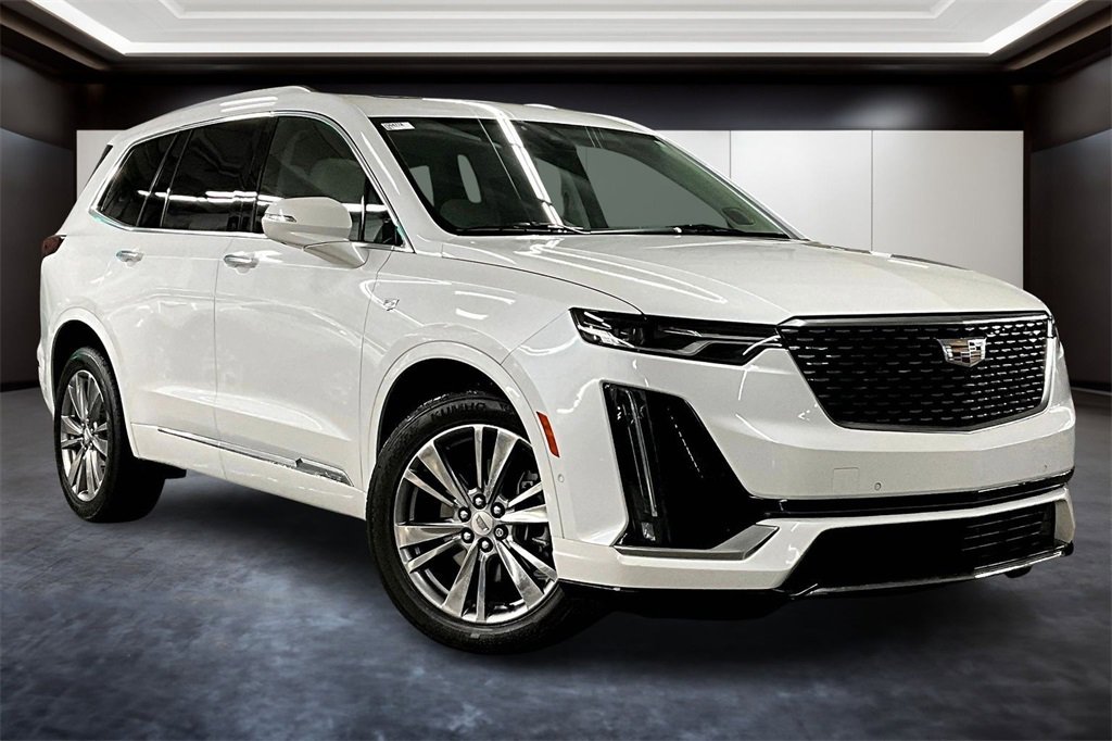 2023 Cadillac XT6