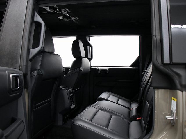 2025 Ford Bronco Outer Banks photo 12