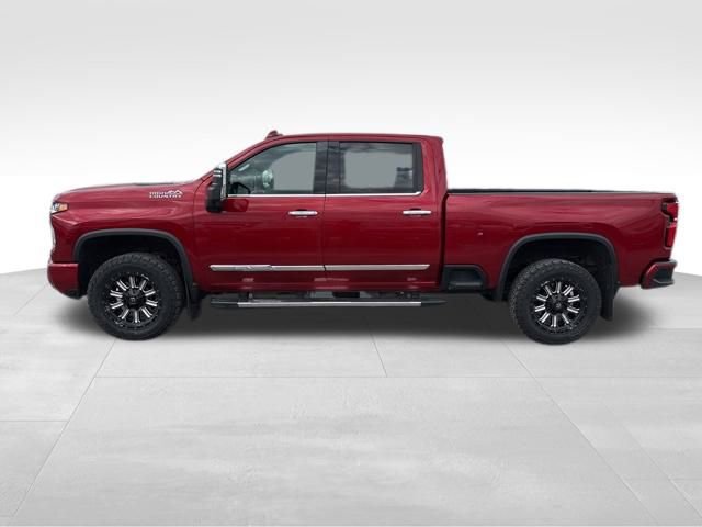 2024 Chevrolet Silverado 2500HD High Country photo 2