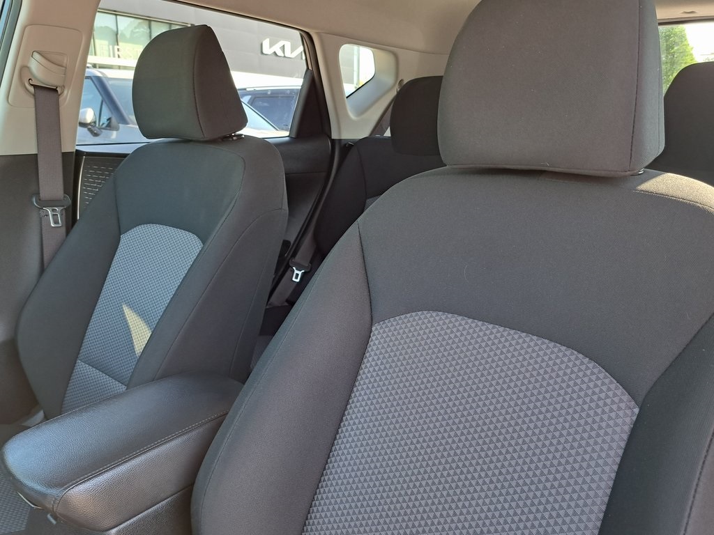 2023 Kia Soul LX photo 23