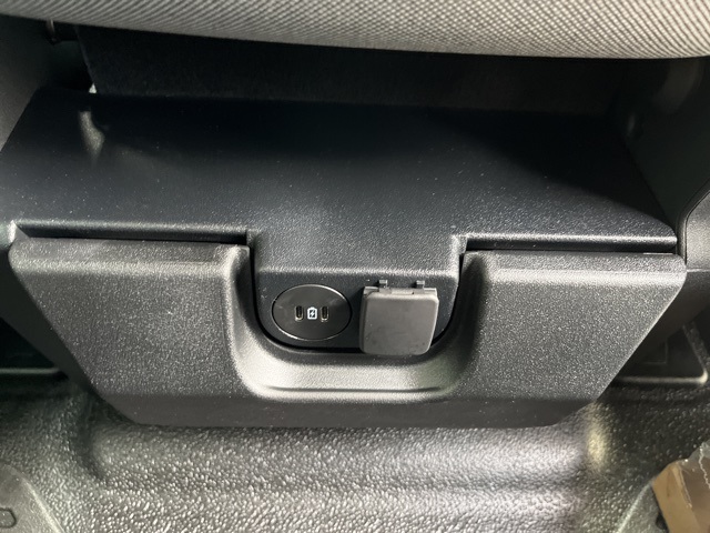 2025 Ford F-250 XL photo 4