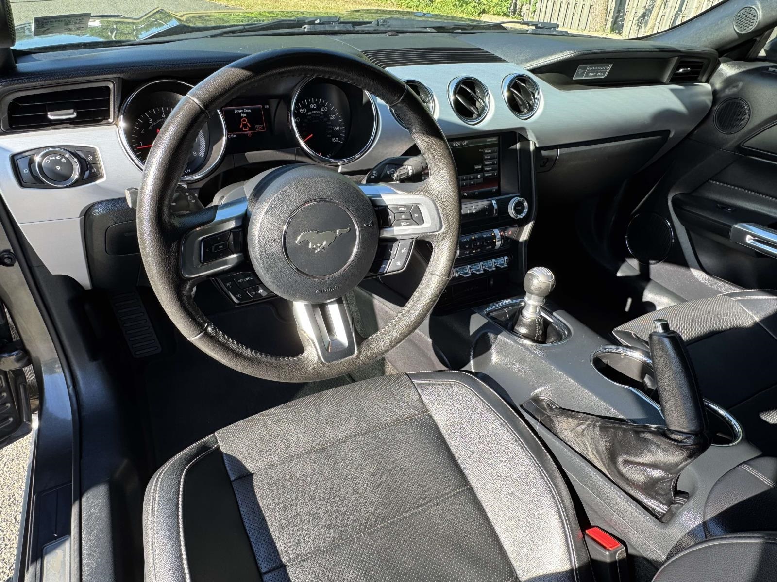2015 Ford Mustang GT Premium photo 2