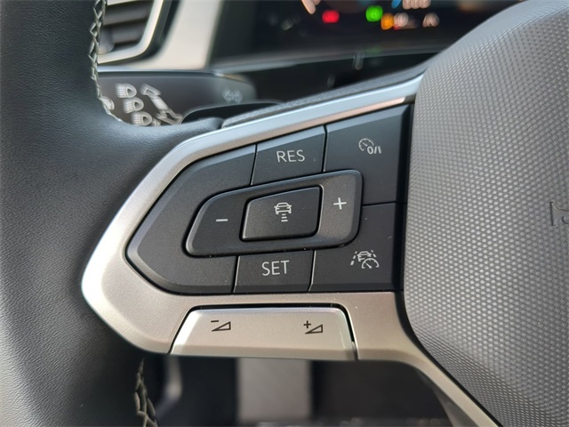 2026 Volkswagen Atlas Cross Sport SE Technology photo 25