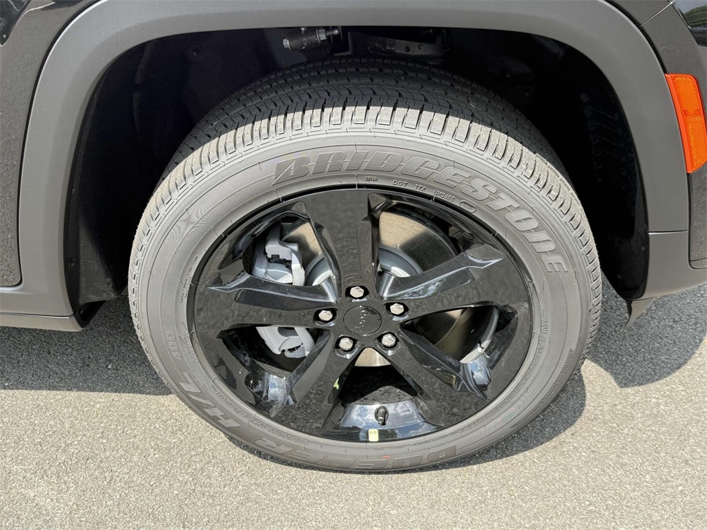 2025 Jeep Grand Cherokee Altitude X photo 11