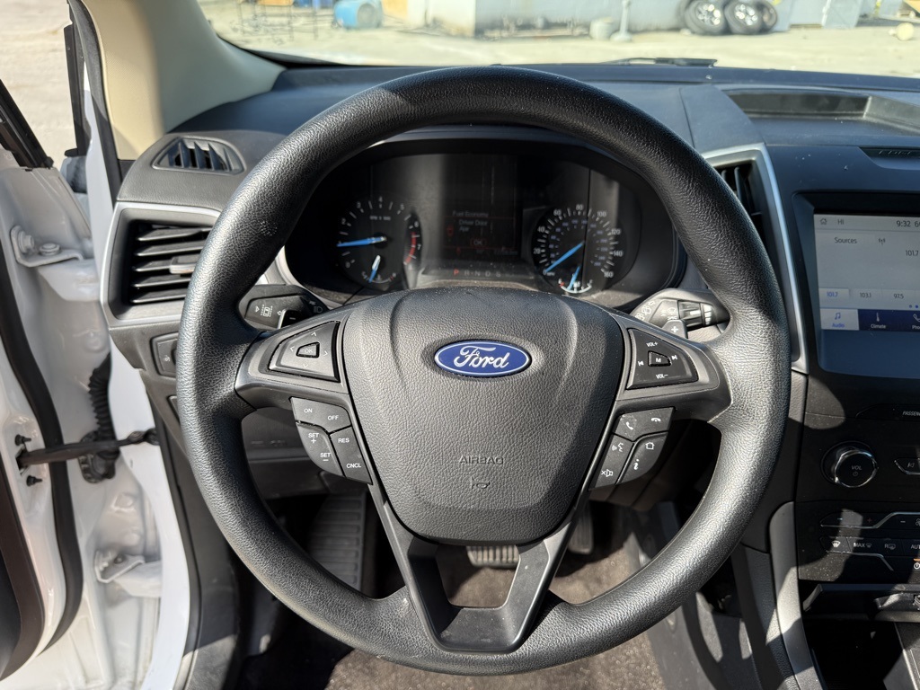 2020 Ford Edge SE photo 12
