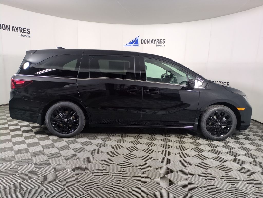 2026 Honda Odyssey photo 6