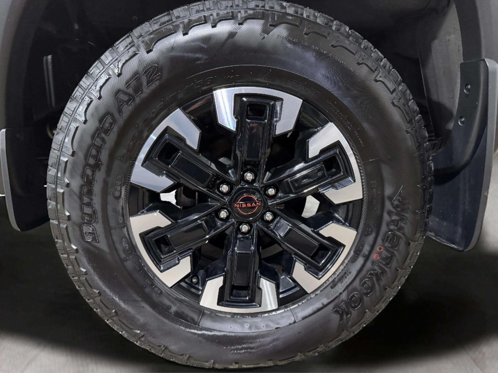 2022 Nissan Frontier Crew Cab photo 28