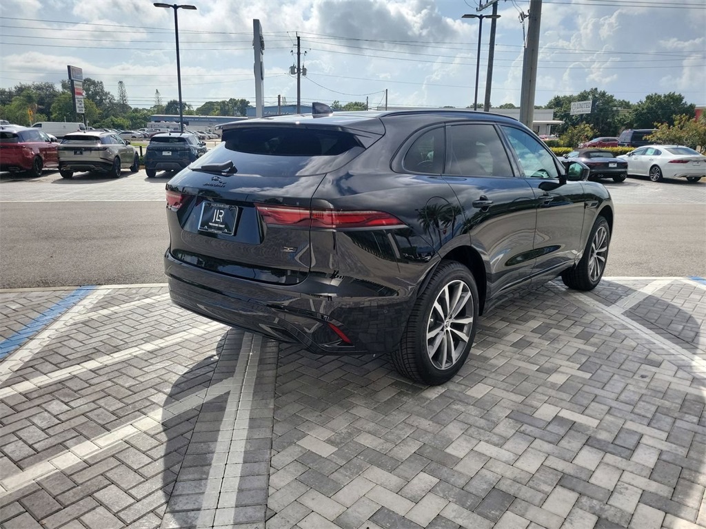 2026 Jaguar F-PACE P250 R-Dynamic S photo 5