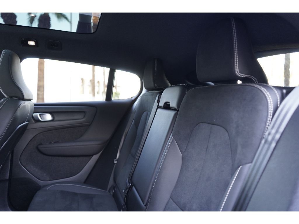 2023 Volvo C40 Recharge Plus photo 20