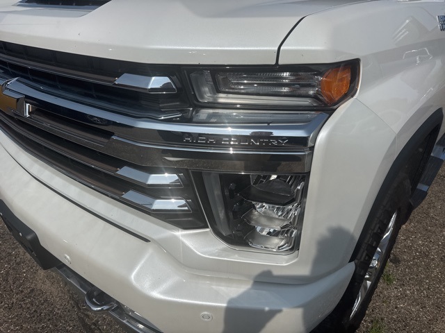 Used 2021 Chevrolet Silverado 2500HD High Country with VIN 1GC4YREY6MF200154 for sale in Northfield, Minnesota