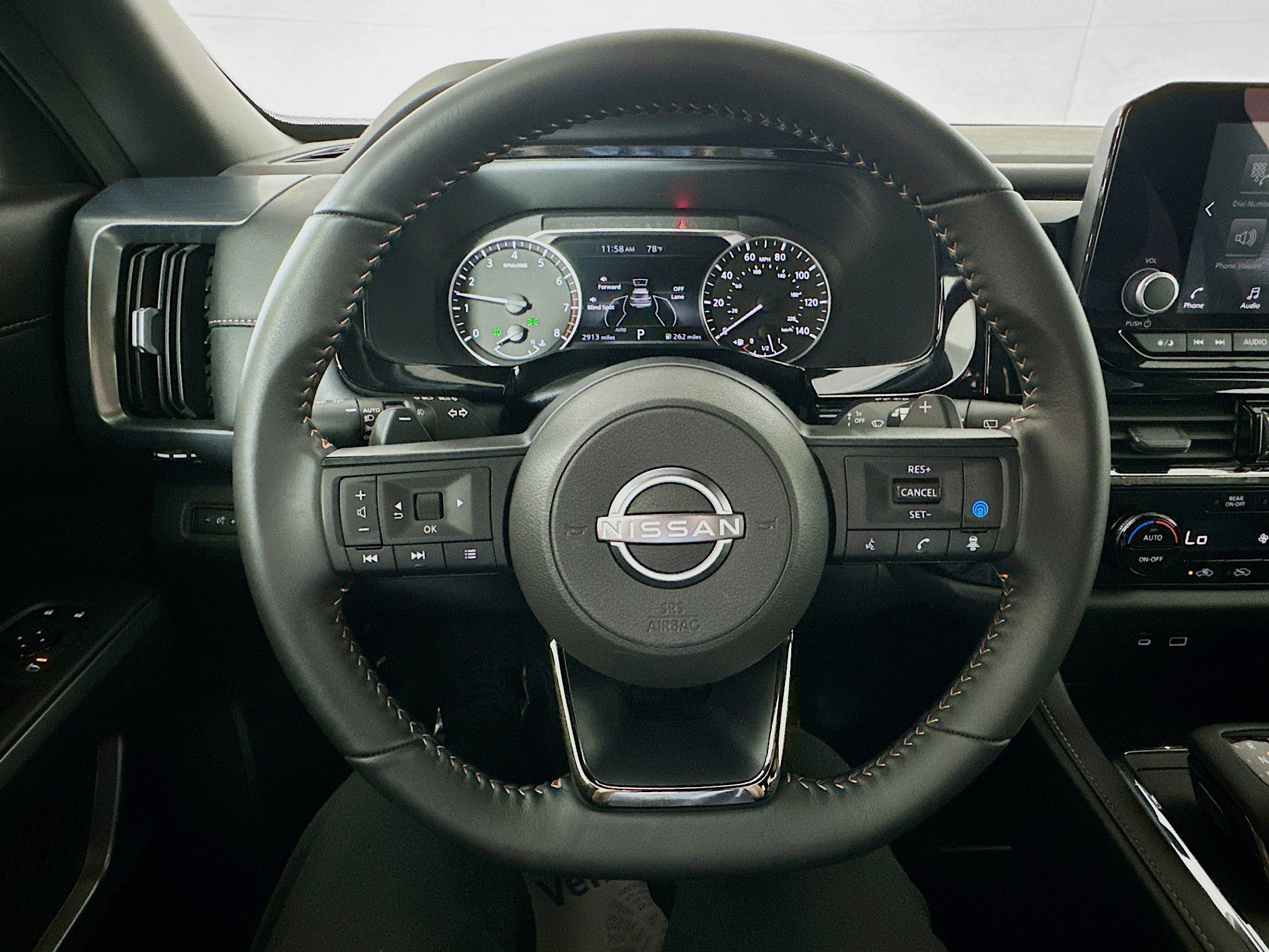2024 Nissan Pathfinder Rock Creek photo 10