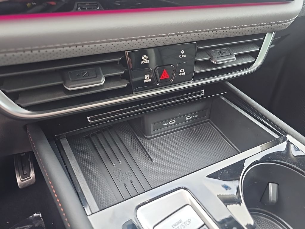 2025 Volkswagen Atlas Peak Edition SE photo 10